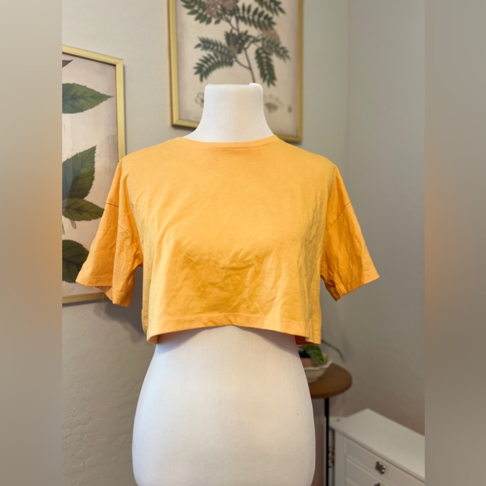 Forever 21 Women’s Crop Top